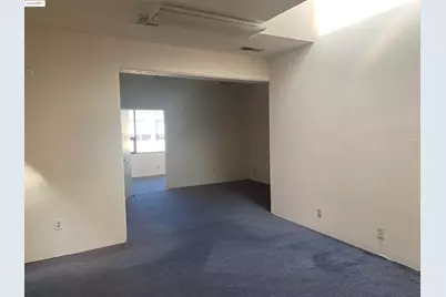 196 10th St, Oakland, CA 94607 - Photo 8