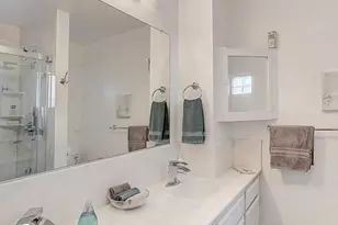 687 Jean St, Oakland, CA 94610 - Photo 36