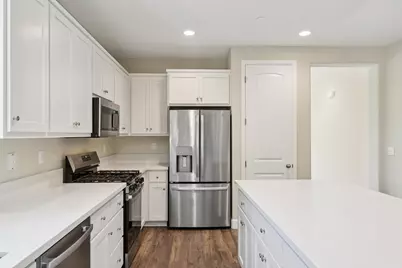 133 Creek View Cir, Fairfield, CA 94533 - Photo 12