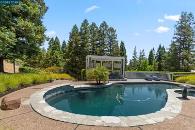 1124 Merlin Ct, Alamo, CA 94507 - Photo 56