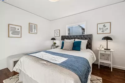 1354 Regent St, Alameda, CA 94501 - Photo 24