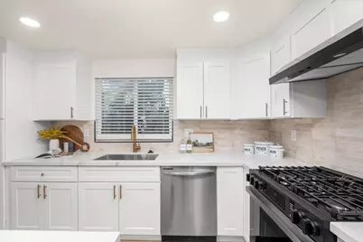 7212 Tiant Way, Elk Grove, CA 95758 - Photo 18