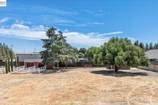 27000 Hillview St, Tracy, CA 95304 - Photo 46