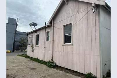 1024 50th Ave, Oakland, CA 94601 - Photo 14