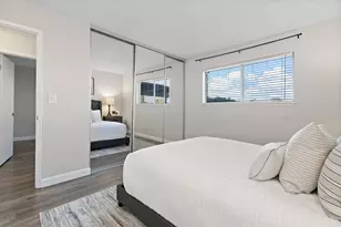 1060 Oak Grove Rd, Concord, CA 94518 - Photo 12