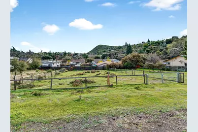 9967 Fairway Dr, Kelseyville, CA 95451 - Photo 12