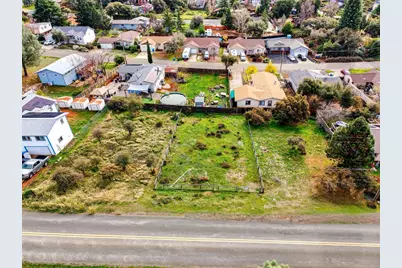 9967 Fairway Dr, Kelseyville, CA 95451 - Photo 2