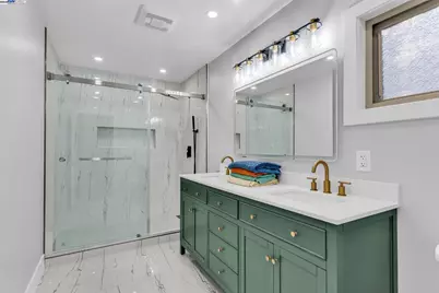 6178 Bernhard Ave, Richmond, CA 94805 - Photo 16