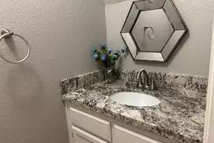 402 Olympus, Hercules, CA 94547 - Photo 12