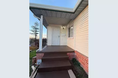 17028 Santa Fe St, Hayward, CA 94541 - Photo 26