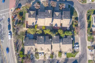 7546 Rolling Hills Cir, Dublin, CA 94568 - Photo 10