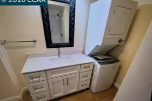 5451 Roundtree Pl, Concord, CA 94521 - Photo 8