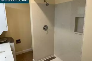 5451 Roundtree Pl, Concord, CA 94521 - Photo 8