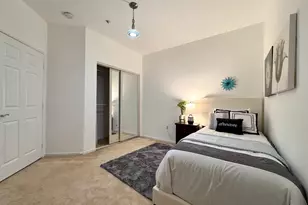 320 Caldecott Ln, Oakland, CA 94618 - Photo 20