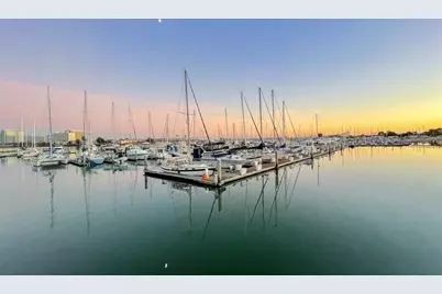 7 Commodore Dr #355, Emeryville, CA 94608 - Photo 42