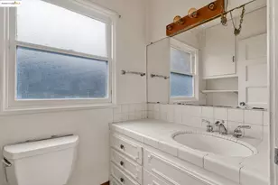 5416 Estates Dr, Oakland, CA 94618 - Photo 26