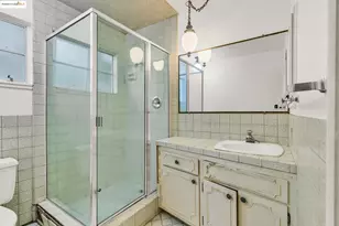 5416 Estates Dr, Oakland, CA 94618 - Photo 24