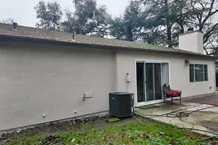 1585 Pebblewood Dr, Sacramento, CA 95833 - Photo 6