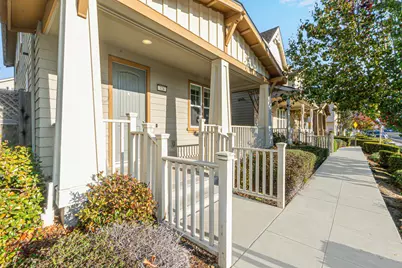 328 C St, Hayward, CA 94541 - Photo 2