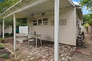 511 Locust St, Lodi, CA 95240 - Photo 12