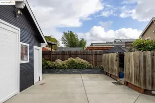 1076 61st St, Oakland, CA 94608 - Photo 44