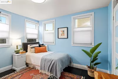 1076 61st St, Oakland, CA 94608 - Photo 32