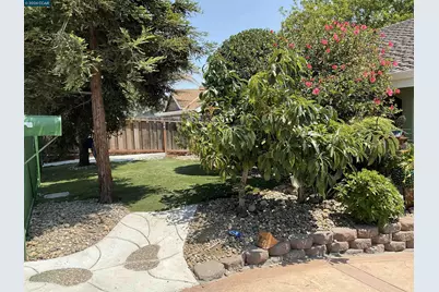 94 Anchor Dr, Bay Point, CA 94565 - Photo 8