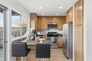 842 Erickson Ln, Foster City, CA 94404 - Photo 14