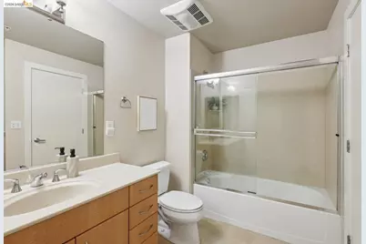 1511 Jefferson St #Unit TH11, Oakland, CA 94612 - Photo 20