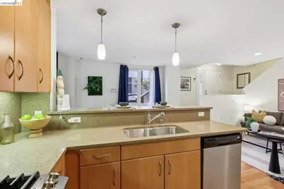 1511 Jefferson St #Unit TH11, Oakland, CA 94612 - Photo 14