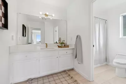 1715 Alhambra Ln, Oakland, CA 94611 - Photo 40