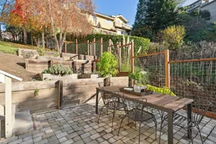 1715 Alhambra Ln, Oakland, CA 94611 - Photo 46