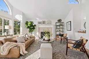 1715 Alhambra Ln, Oakland, CA 94611 - Photo 2