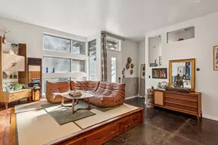 9 Ealing Ln, Oakland, CA 94608 - Photo 4