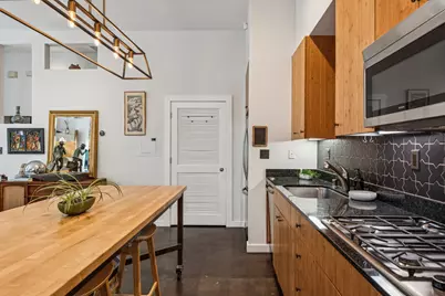 9 Ealing Ln, Oakland, CA 94608 - Photo 10