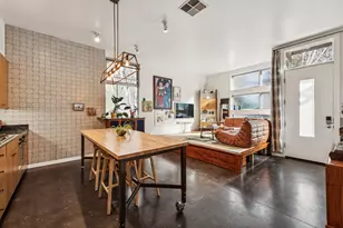 9 Ealing Ln, Oakland, CA 94608 - Photo 12