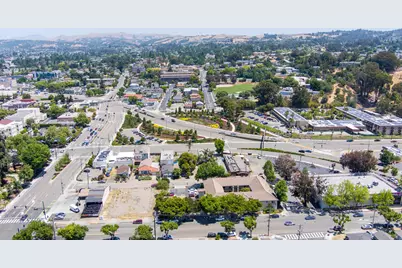 640 Plaza Pl, Hayward, CA 94541 - Photo 32