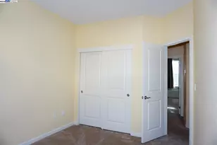 178 Stockwell Dr, Mountain View, CA 94043 - Photo 20