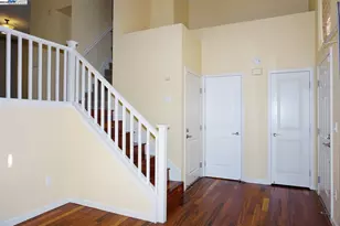 178 Stockwell Dr, Mountain View, CA 94043 - Photo 4