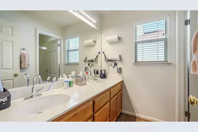 1388 Four Oaks Rd, San Jose, CA 95131 - Photo 38