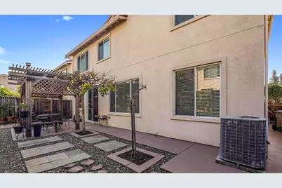 1388 Four Oaks Rd, San Jose, CA 95131 - Photo 42