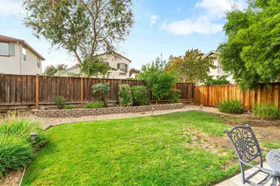 185 Aldea St, Mountain House, CA 95391 - Photo 20