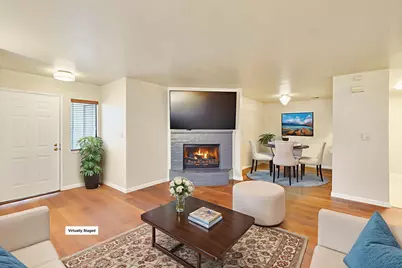 7 Town Square Pl, Oakland, CA 94603 - Photo 8