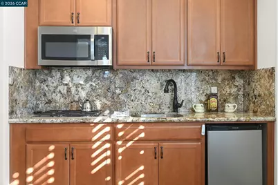 2550 Molinaro Way, Dublin, CA 94568 - Photo 20