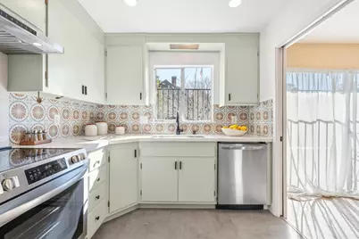 5290 Broadway Ter #103, Oakland, CA 94618 - Photo 18