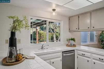 139 Regency Dr, Clayton, CA 94517 - Photo 14