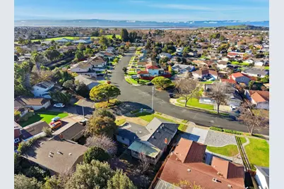 7482 Birkdale Dr, Newark, CA 94560 - Photo 22