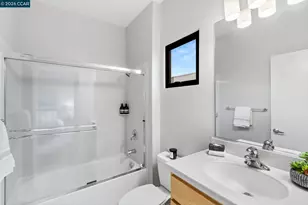 803 Zephyr Dr, Oakland, CA 94607 - Photo 26