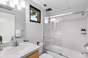 803 Zephyr Dr, Oakland, CA 94607 - Photo 30