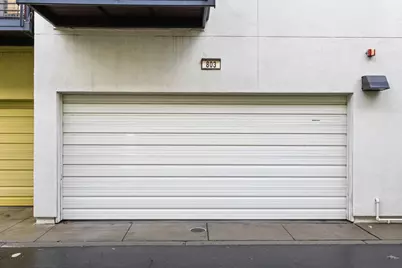 803 Zephyr Dr, Oakland, CA 94607 - Photo 36